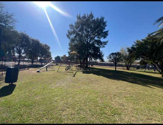 1 BEDROOM TOWNHOUSE FOR SALE IN MISTY BAY